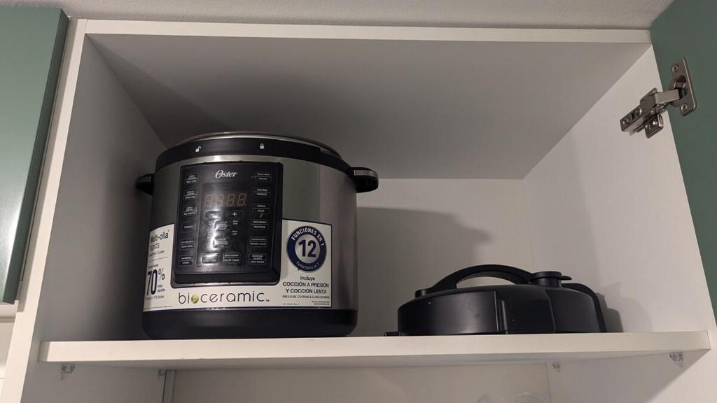 Elegante y comodo departamento en 1er piso, 3 camas 1 sofa cama - 2