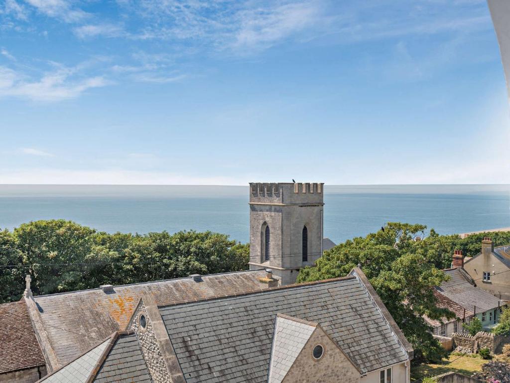 3 Bed in Portland DC031, Portland