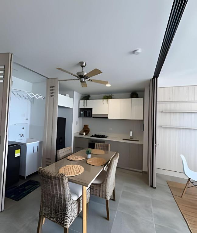 Wai Blue/ Salguero Suites/vista al Mar/ SSH02 - 3