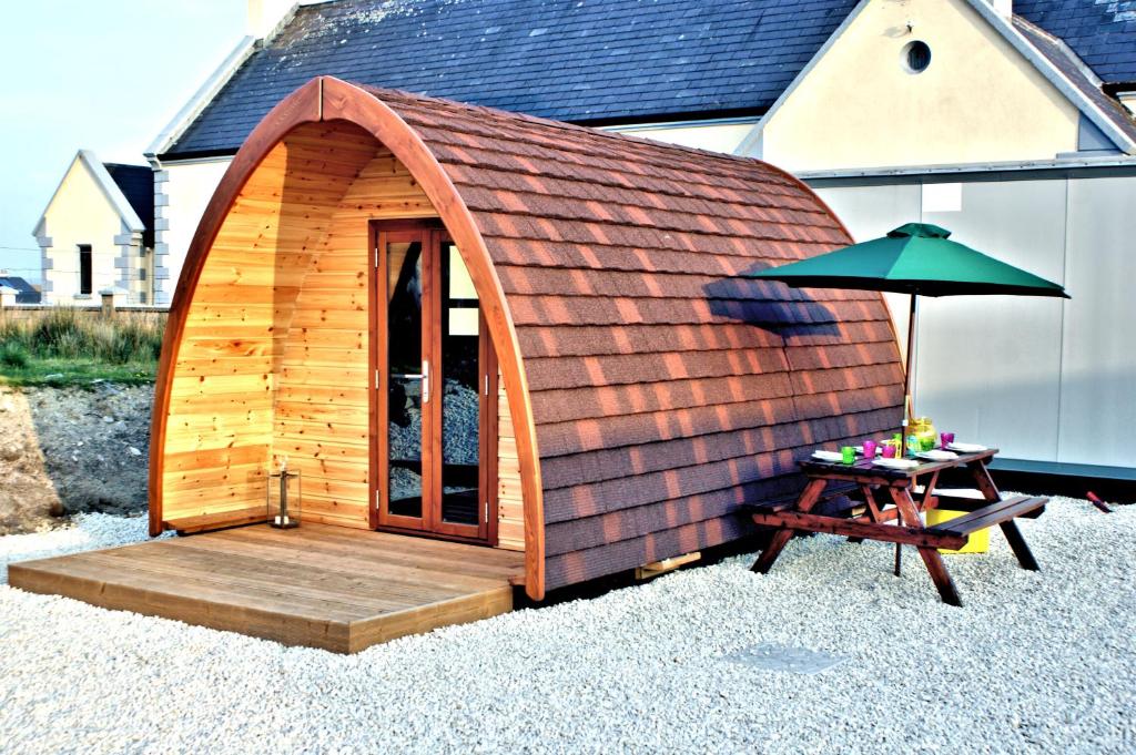 Teach Greannai Accommodation Pod, Ross Port