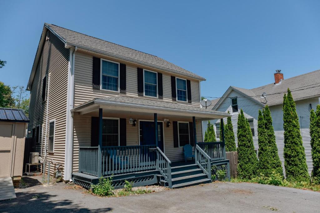 Modern Getaway By The Sea, South Portland