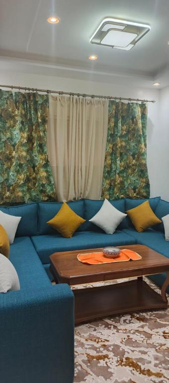 Enjoy appartemet, As-Sawíra