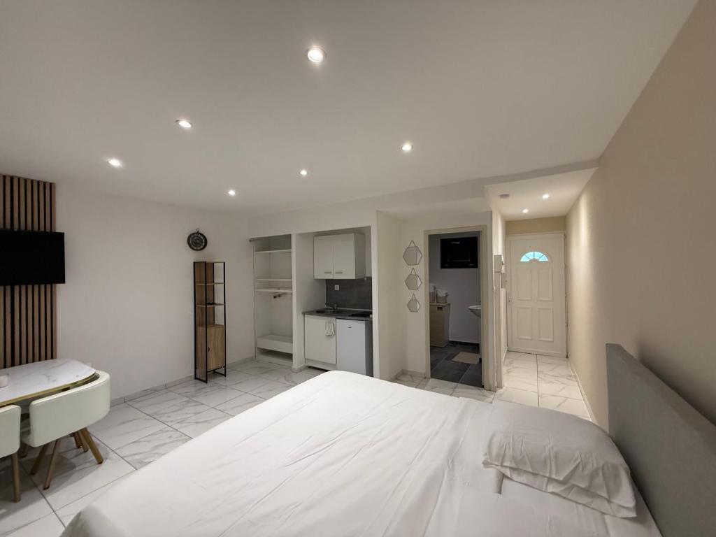 Appart hotel bonpas, Noves