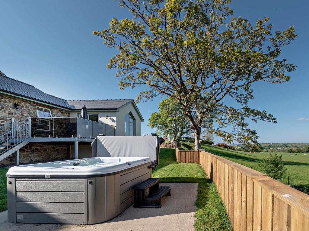 2 Bed in Newquay 95322, Llanarth