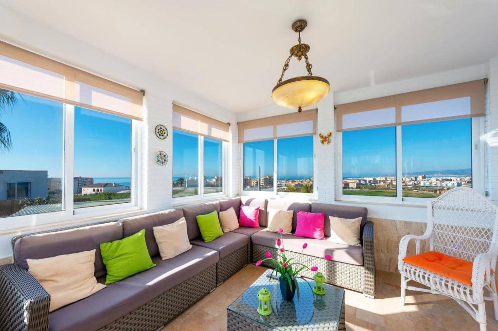 Villa El Olivar by Villa Plus - 4
