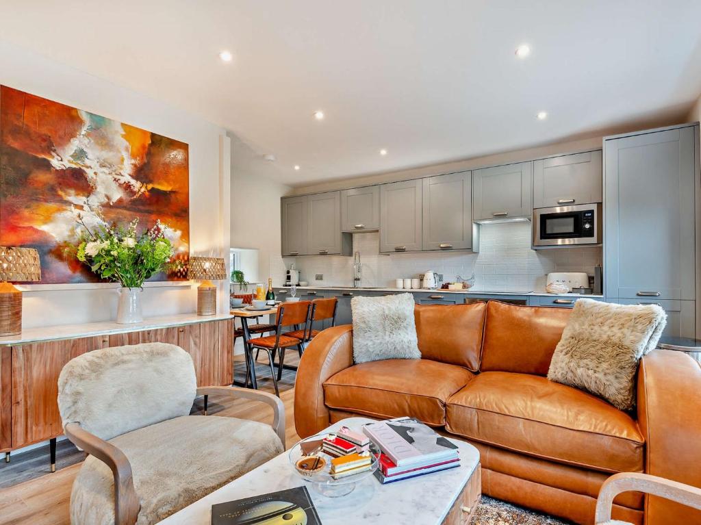 2 Bed in Bourton-on-the-Water 94144, Bourton-on-the-Water