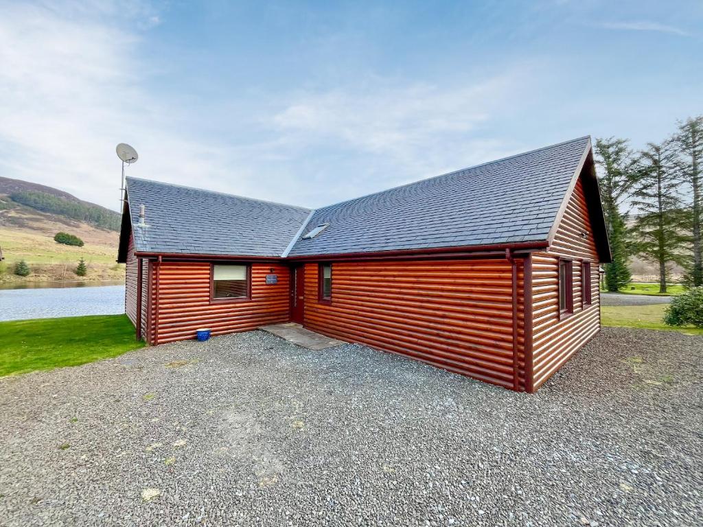 Fois Bhrus, White Bridge