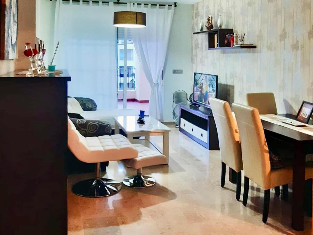 Apartment in Roquetas near Playa Serena Beach - 4