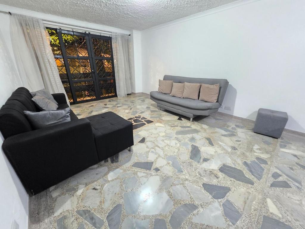 Spacious apartment in Laureles Estadio - 3