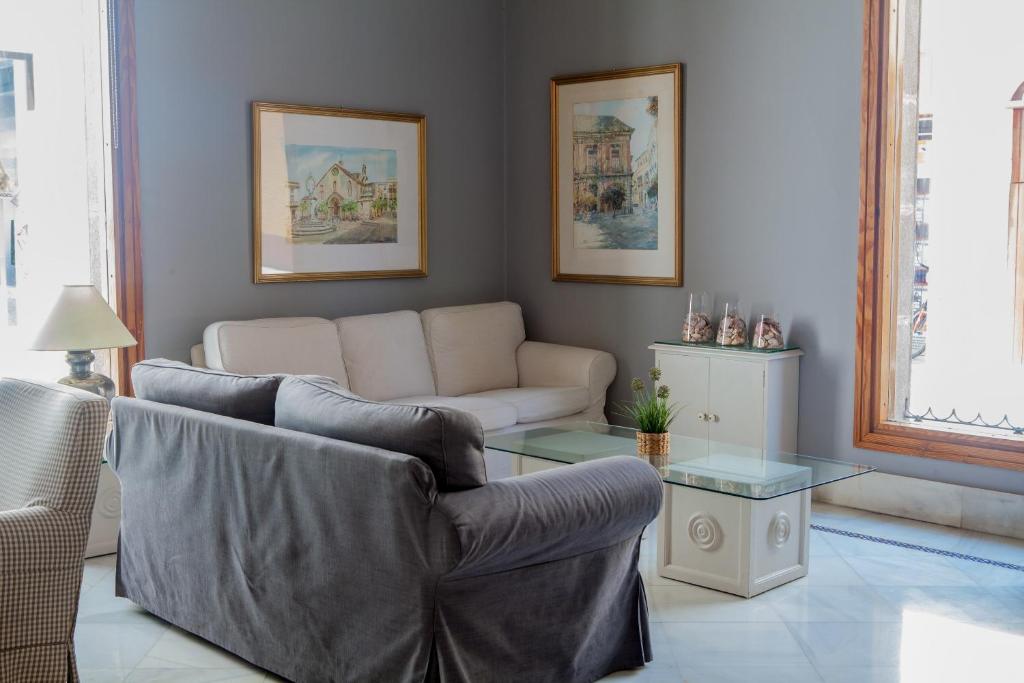 Hotel Dona Blanca photo