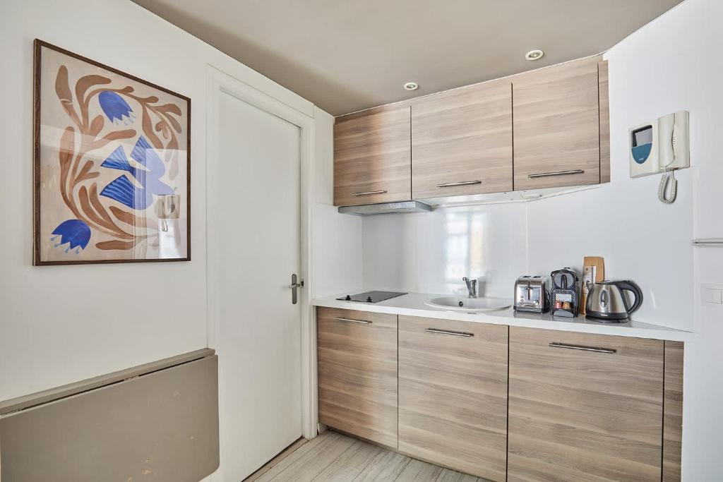 Modern Suite Champs Elysées Trocadero by SP - 2