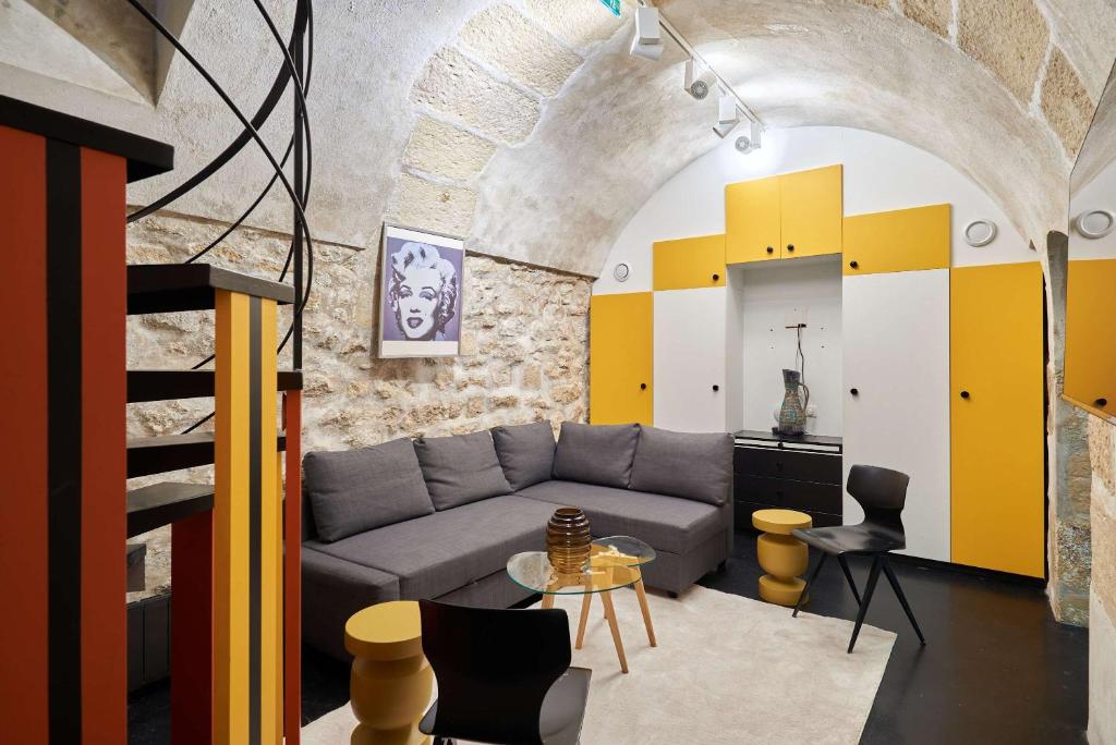 Superb Apartment Le Marais Center of Paris - 2