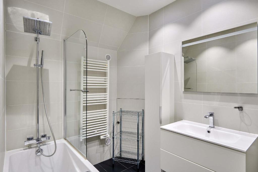 Superb Apartment Le Marais Center of Paris - 4