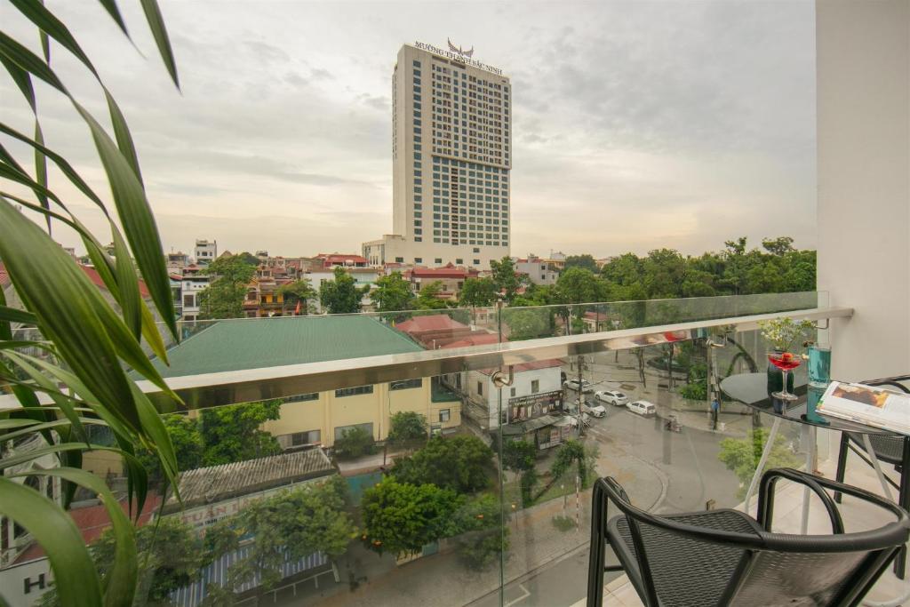 Amira Hotel의 모던한 로비 또는 객실