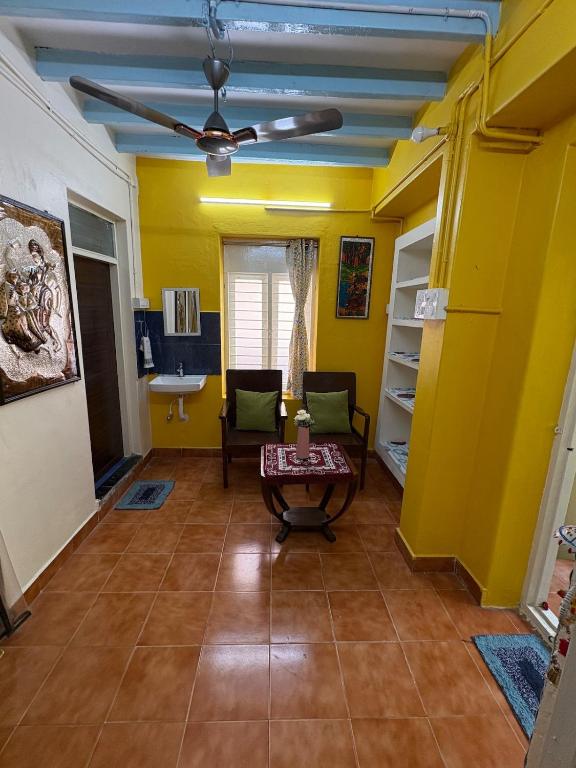 Komleesh Inn, Čennaí