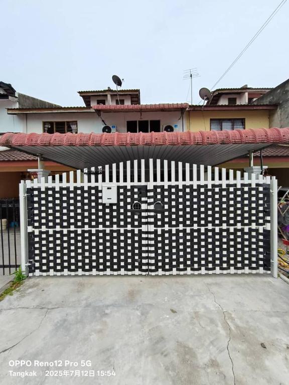 TANGKAK HOMESTAy, Tangkak