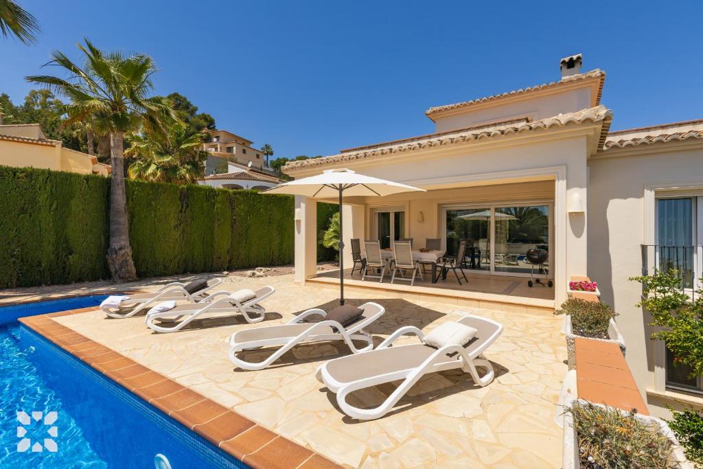 Villa Baladrar by Abahana Villas - 2