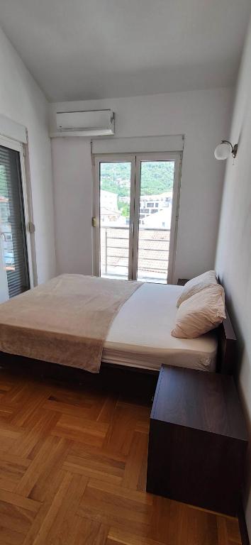 LuckyStar Budva - 2