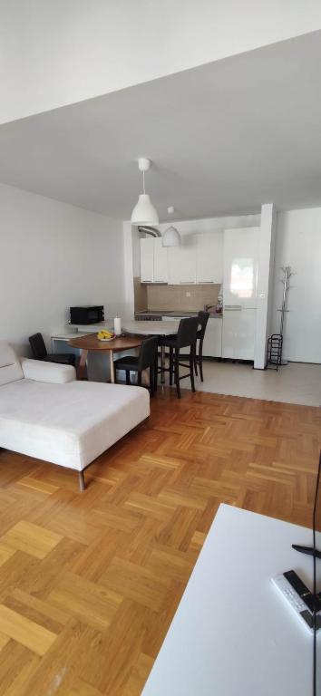 LuckyStar Budva - 3