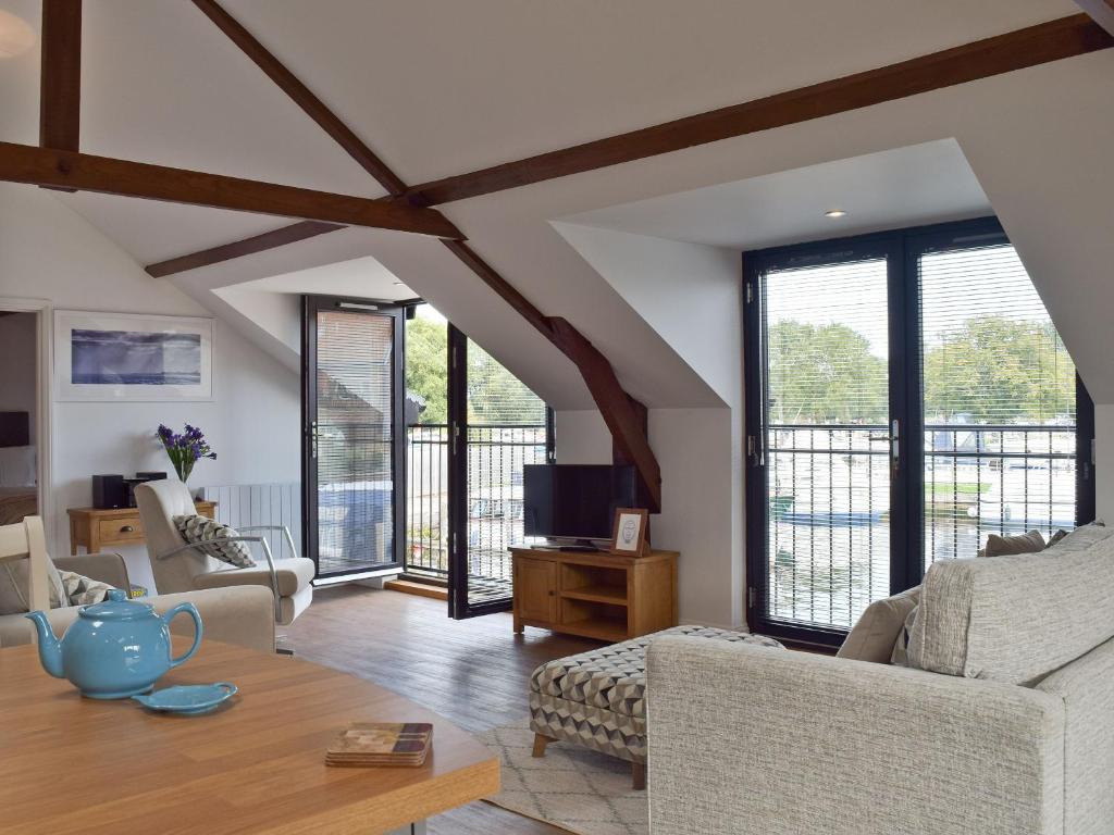 Derby's Loft, Beccles