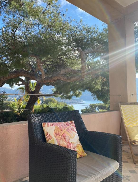 Bas de villa, 90 m2, terrasse, jardin - 2