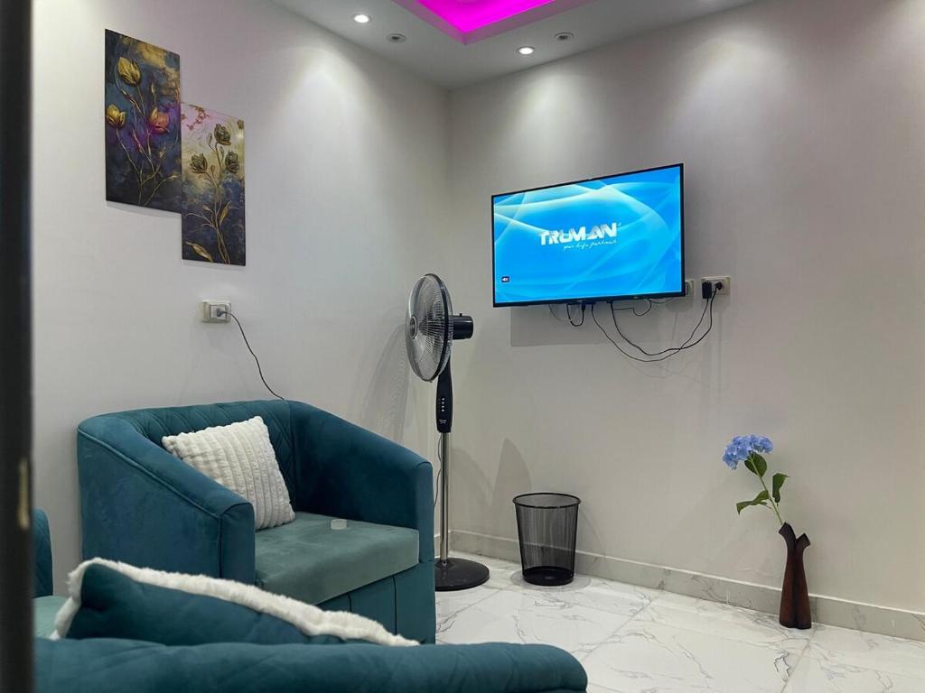 Studio with high privacy and luxurious furnishings, Město 6. října