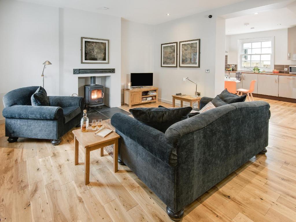 Willow, Gatehouse of Fleet