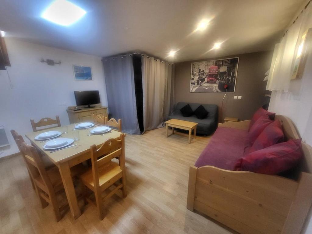Studio cosy 4 pers. front de neige avec WiFi à Montgenèvre - FR-1-266-85 - 2