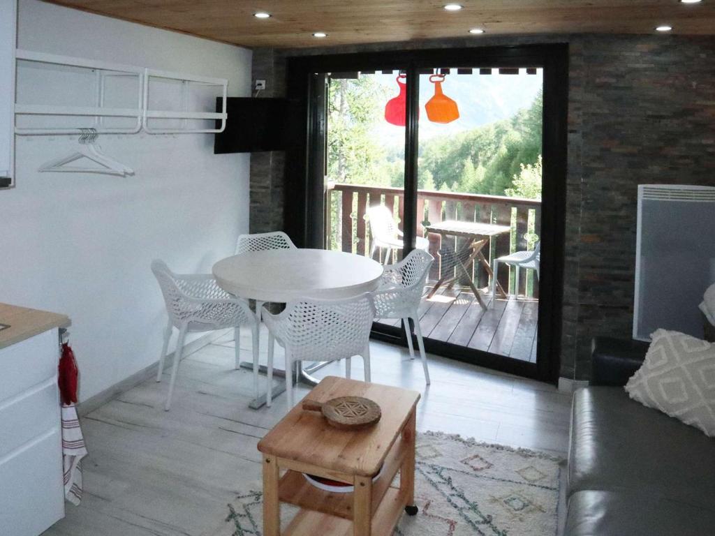 Studio cosy bord de piste aux Orres avec balcon, animaux acceptés - FR-1-322-667 - 3