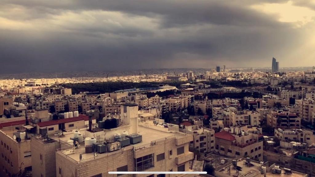 Rooftop Studio with Skyline View, Amman