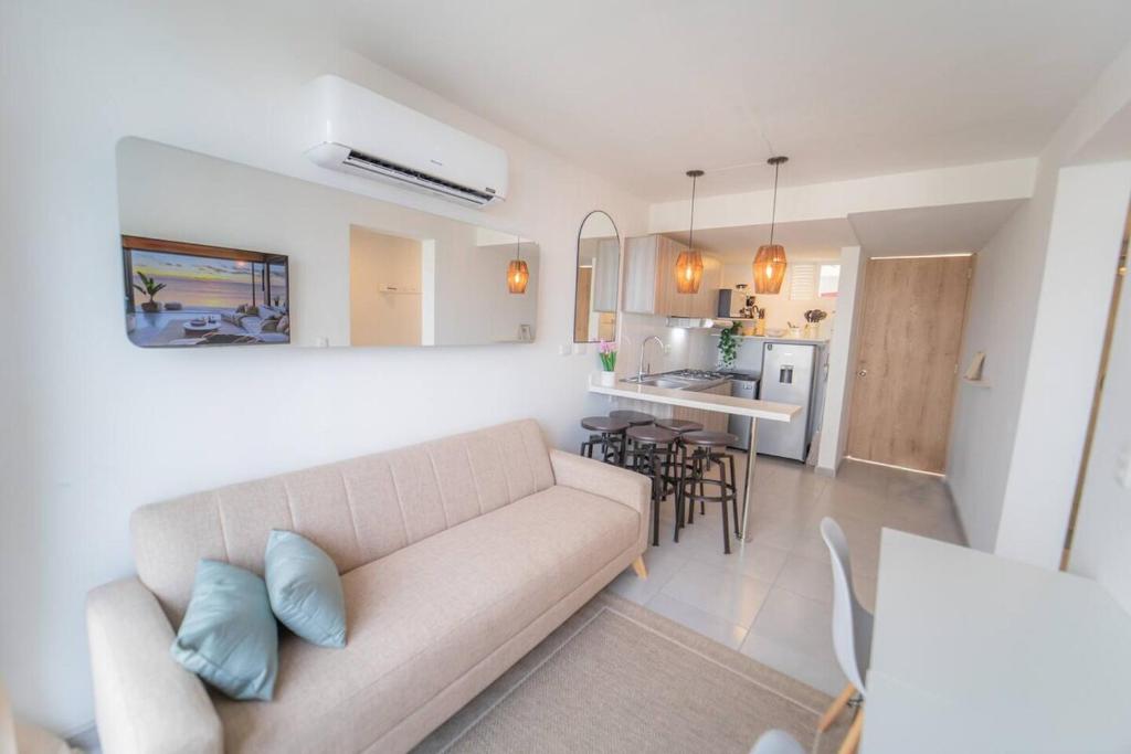 Stylish 2BR Oceanview Apt 2min to Beach New 1506, Cartagena de Indias