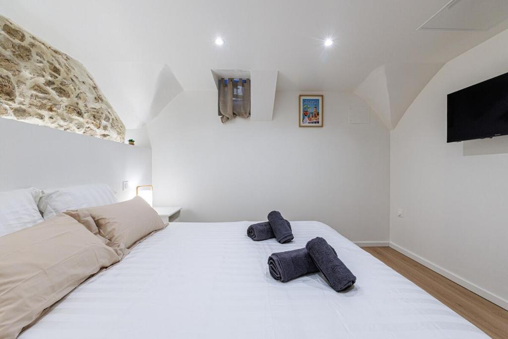 Charming 3-Room Old Antibes - 3