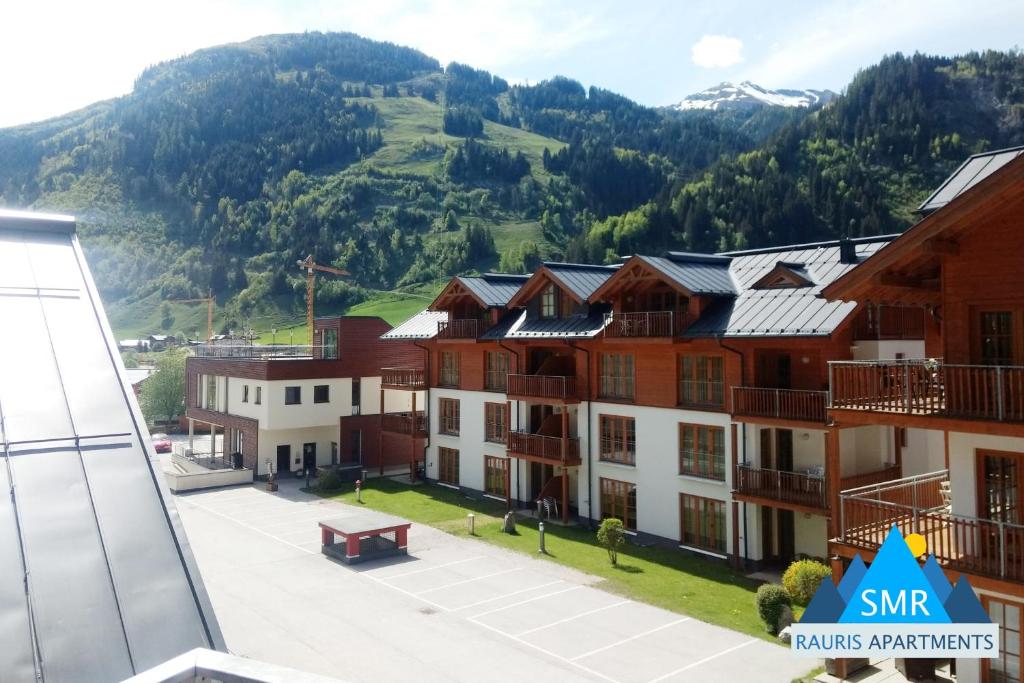 Daniela 5 by SMR Rauris Apartments - inc Spa and near Gondola, Rauris