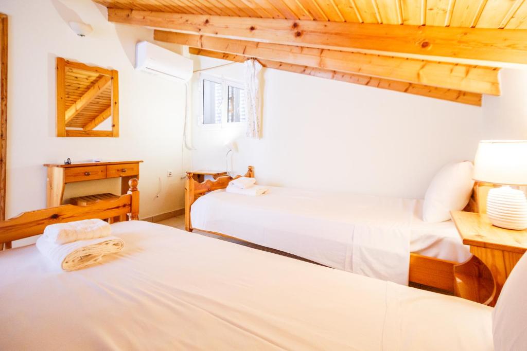 Thetis — Hotel rooms in Alikanas, Ionian Islands
