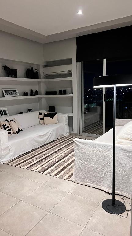 Garden Point Luxury Apartments - 4