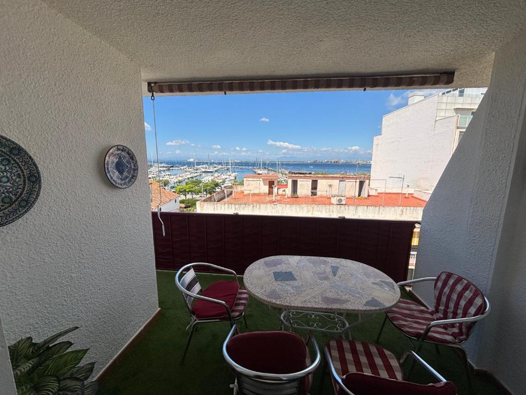 2 Chambre Vue port de plaisance - 2
