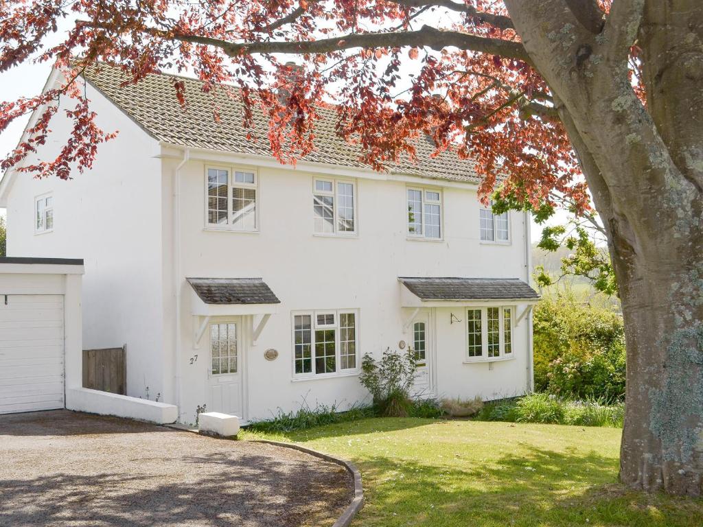 Dene Corner, Stokenham