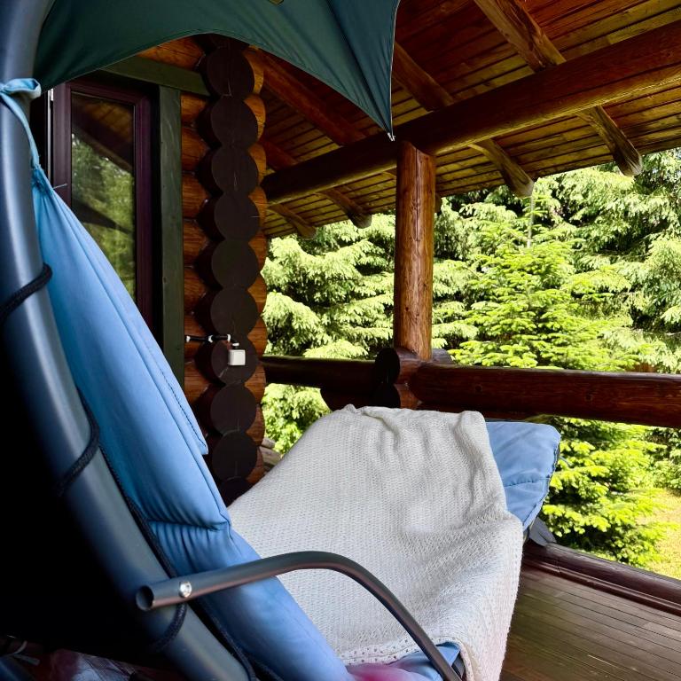 Cottage PolyaNitsa окремий котедж з каміном, Bukovel