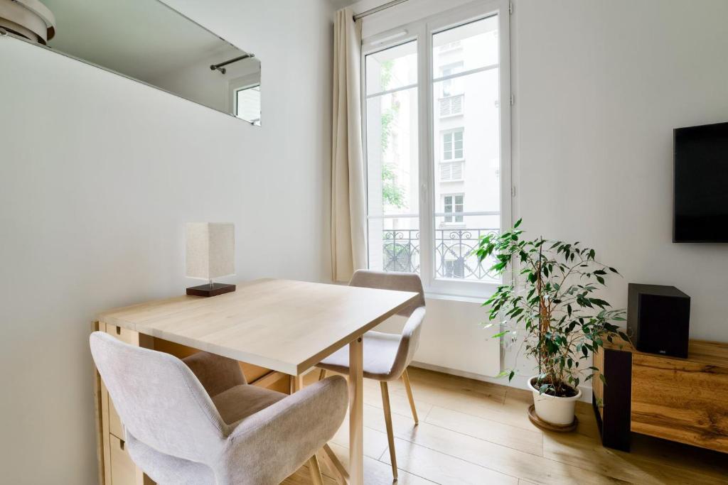 Parisian Charm, Modern & Quiet Studio - 4