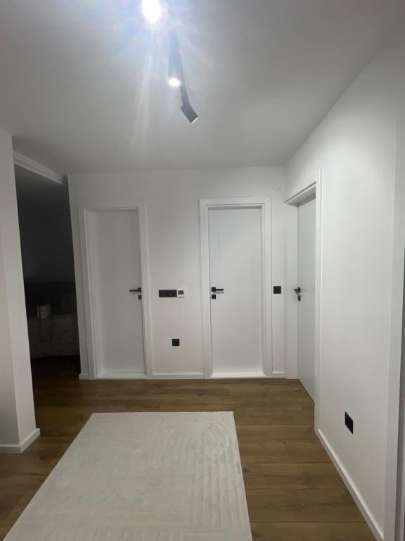 Airport Apartman free parking - 4