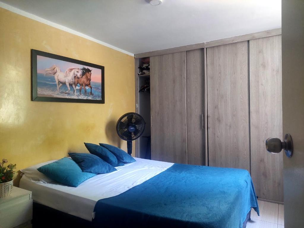 Apartamento céntrico en el poblado - 5