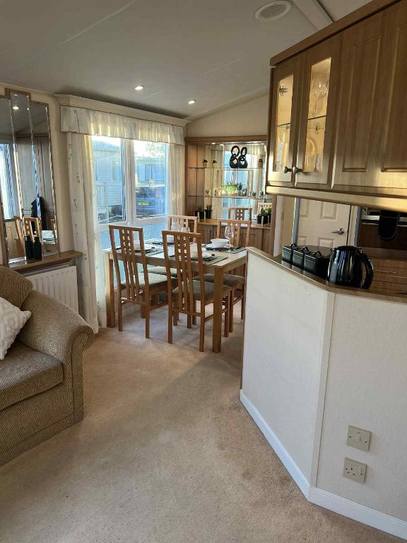 KnJ Coastal Getaways, Ingoldmells