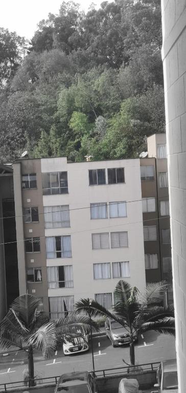 Apartamento céntrico en el poblado - 3
