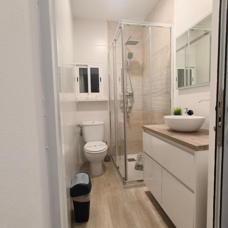 APARTAMENTO FAMILIAR a 100 mts de la Playa Reformado 2025 con WIFI - 5