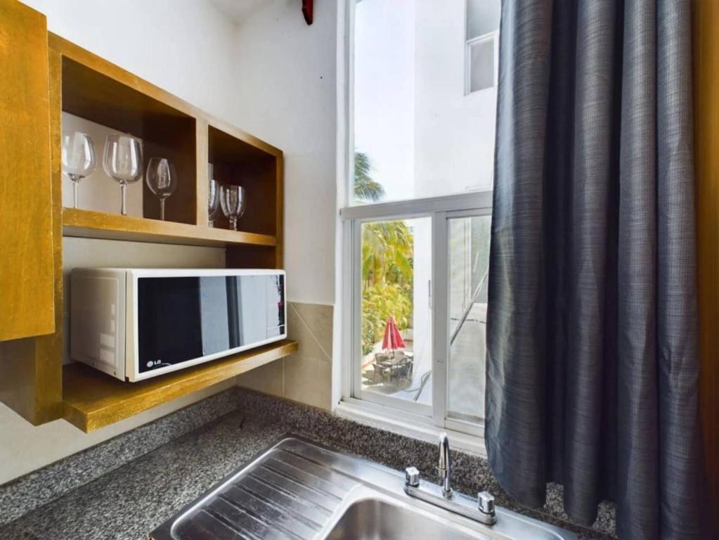 Chic 1BR with Pool Parking close to ADO - 4