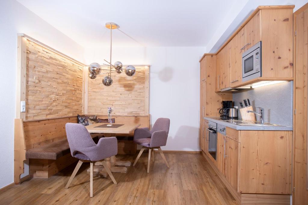 Alphaus Aparthotel - 3