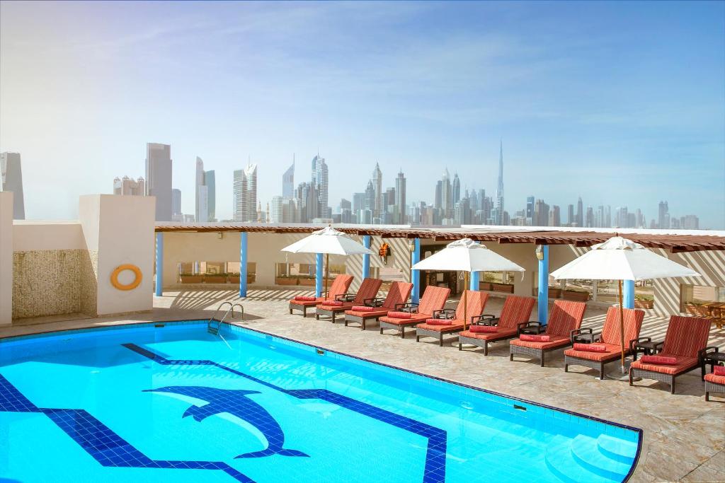 Exterior view, Jumeira Rotana Hotel in Dubai