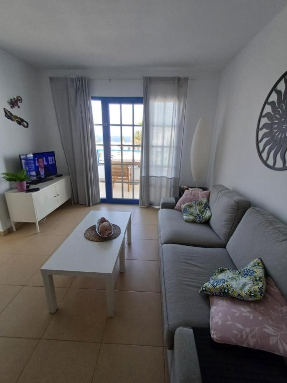T2 RESIDENCE ATALAYA PUERTO DEL CARMEN LANZAROTE NOUVEAU appartement entièrement rénove - 5