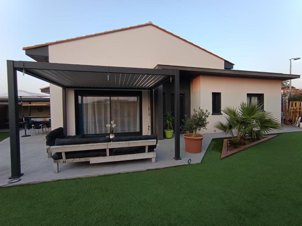Villa climatisée avec piscine pour de superbes vacances au soleil ! - 2
