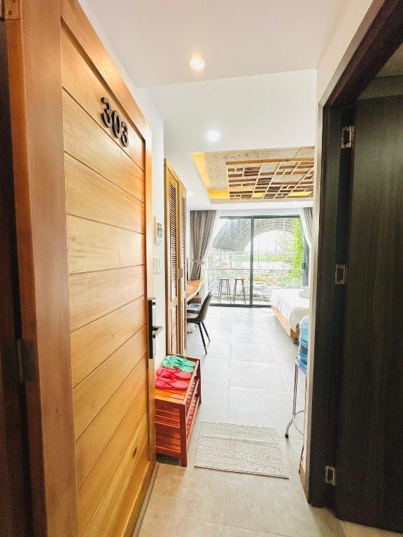 303MSNK Luxe Spacious Studio l Balcony 303MSNK Luxe Spacious Studio l Balcony